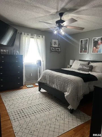 $249,900 | 1630 North 1813th Lane, Paloma, IL 62359