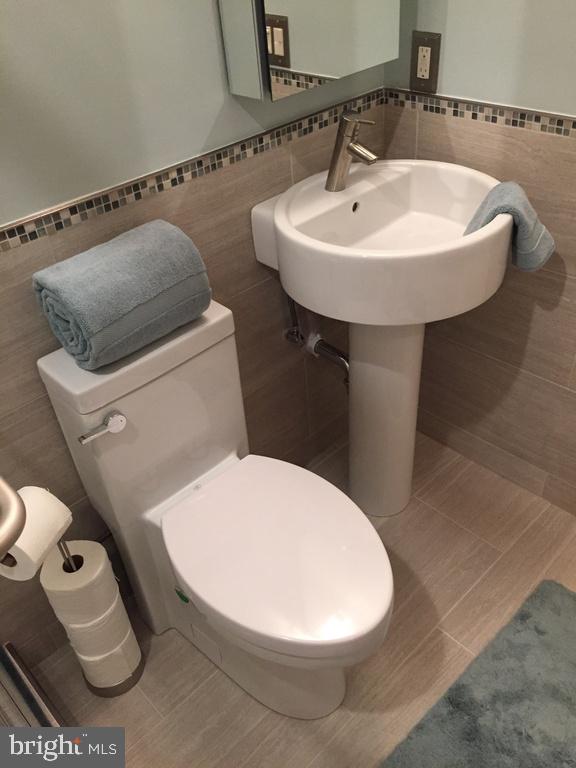 1029 North Stuart Street, Unit 710 Arlington, VA 22201 - Photo 20 of 26