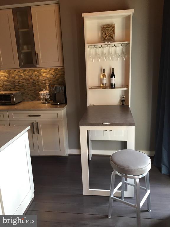 1029 North Stuart Street, Unit 710 Arlington, VA 22201 - Photo 4 of 26