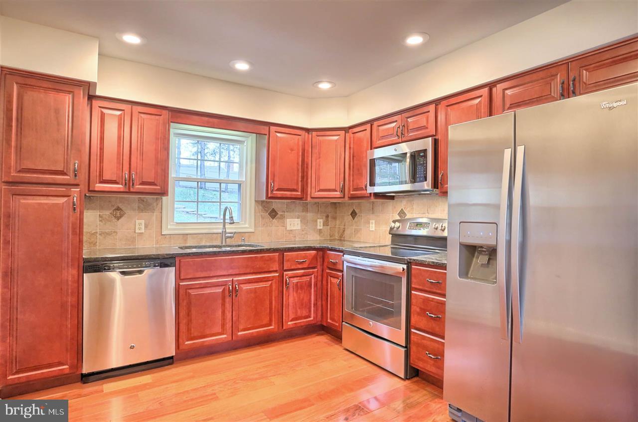 509 Spring House Road Camp Hill, PA 17011 - Photo 5 of 25 Gallery Image 5