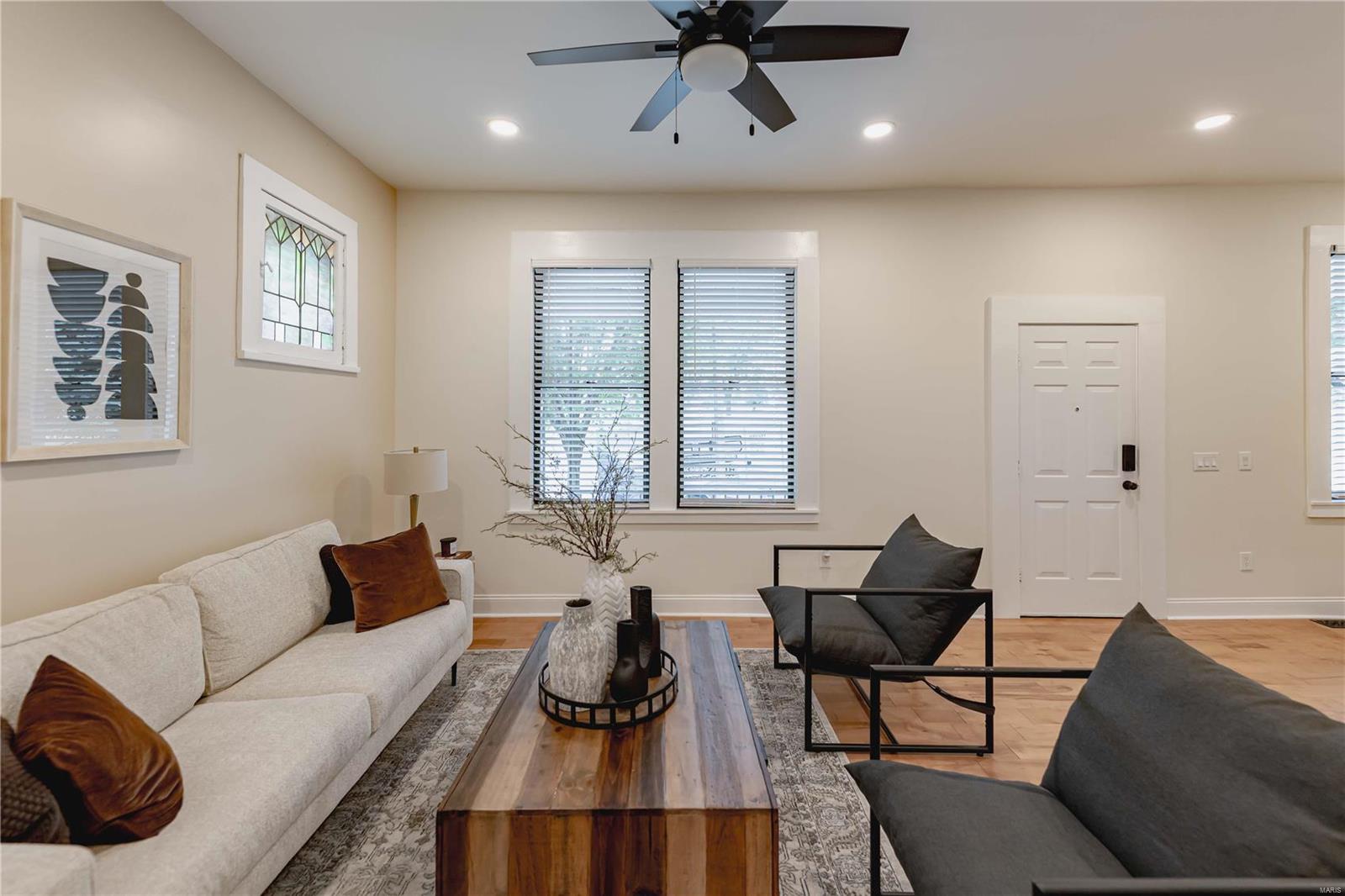 6010 Morgan Ford Road St. Louis, MO 63116 - Photo 6 of 33