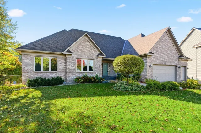 $850,000 | 13703 47th Street Northeast, St. Michael, MN 55376