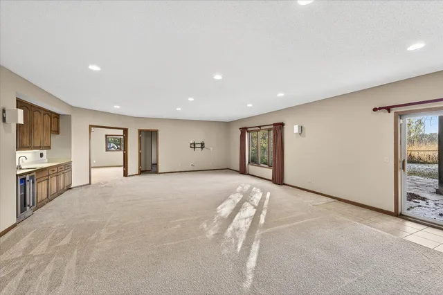 $850,000 | 13703 47th Street Northeast, St. Michael, MN 55376