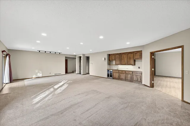 $850,000 | 13703 47th Street Northeast, St. Michael, MN 55376