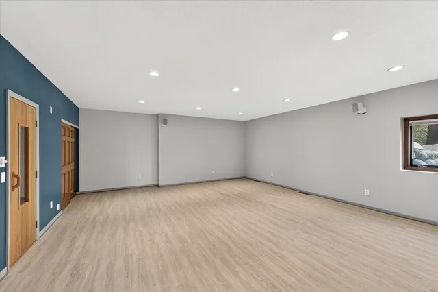 $850,000 | 13703 47th Street Northeast, St. Michael, MN 55376