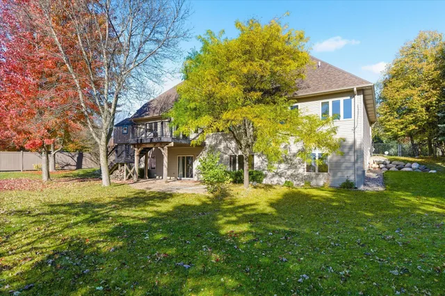 $850,000 | 13703 47th Street Northeast, St. Michael, MN 55376