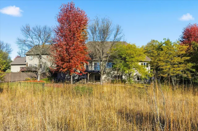 $850,000 | 13703 47th Street Northeast, St. Michael, MN 55376