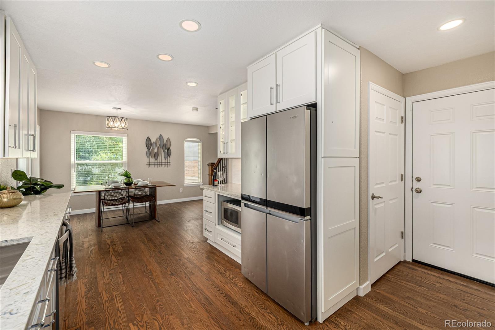 10344 Spring Water Peak Highlands Ranch, CO 80129 - Photo 18 of 49 Gallery Image 18