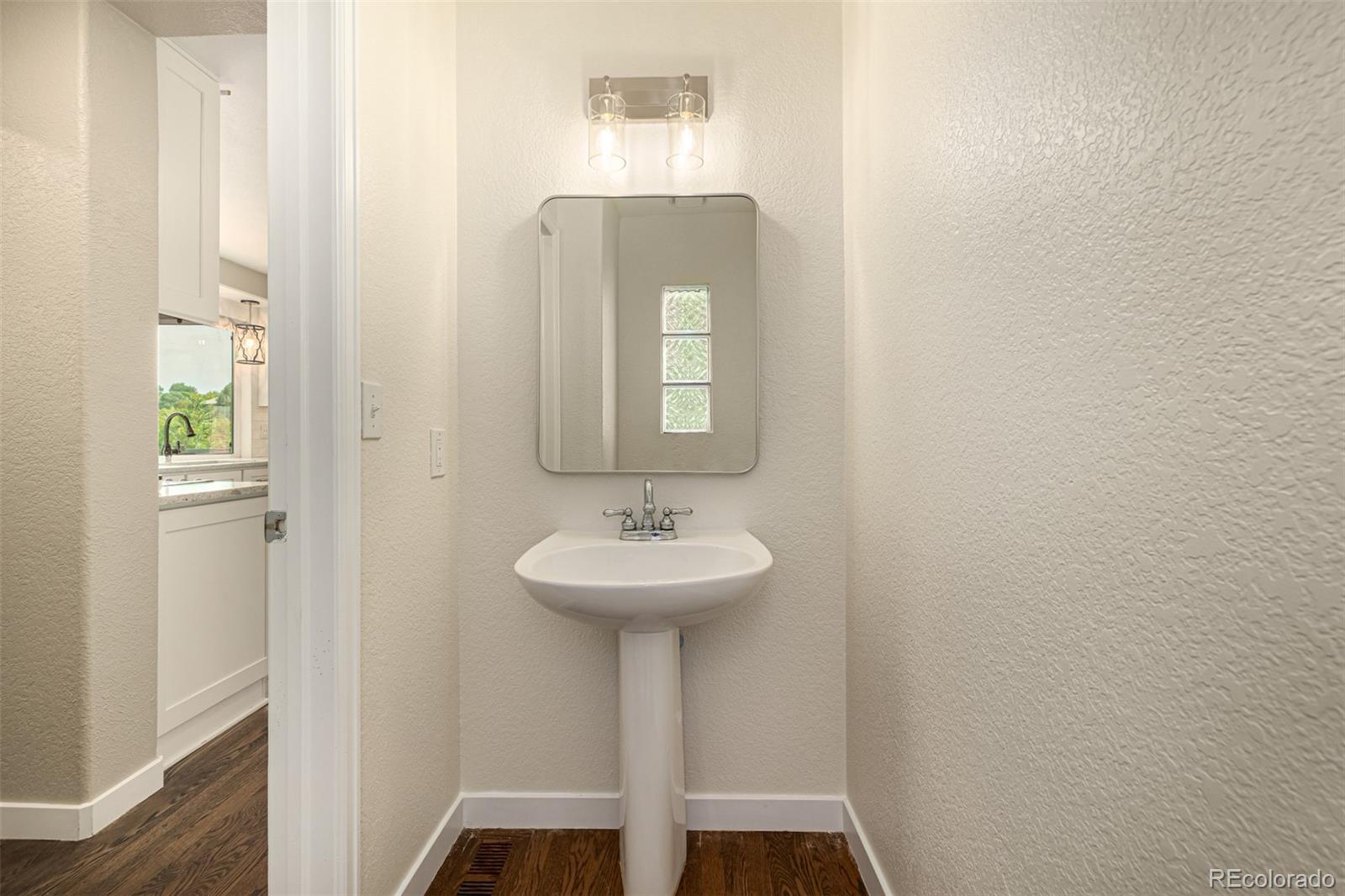 10344 Spring Water Peak Highlands Ranch, CO 80129 - Photo 22 of 49 Gallery Image 22