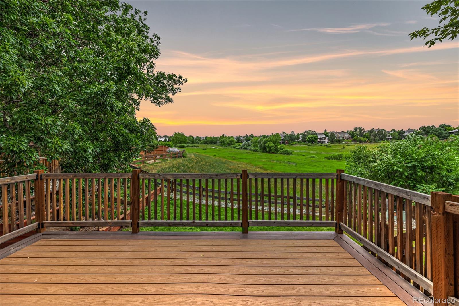 10344 Spring Water Peak Highlands Ranch, CO 80129 - Photo 4 of 49 Gallery Image 4