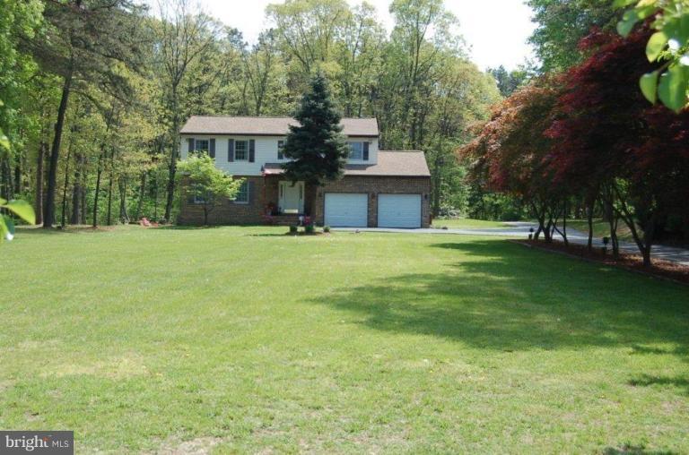 209 Mountain Road Pasadena, MD 21122 - Photo 22 of 23 Front Yard