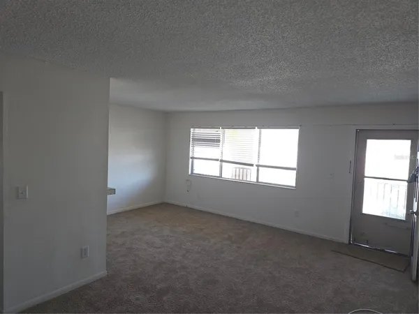 $1,300 | 2525 West Bay Drive, Unit C44, Largo, FL 33770
