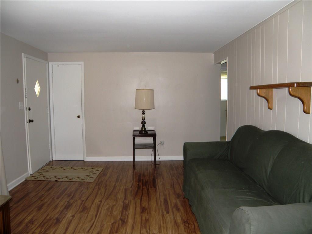 3416 Lockridge Road Pittsburgh, PA 15234 - Photo 5 of 23 Gallery Image 5