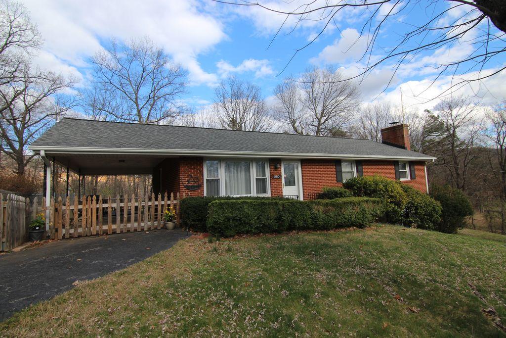 580 Oak Drive Blue Ridge, VA 24064 - Photo 1 of 1 ISyrjt0dmzy65b0000000000