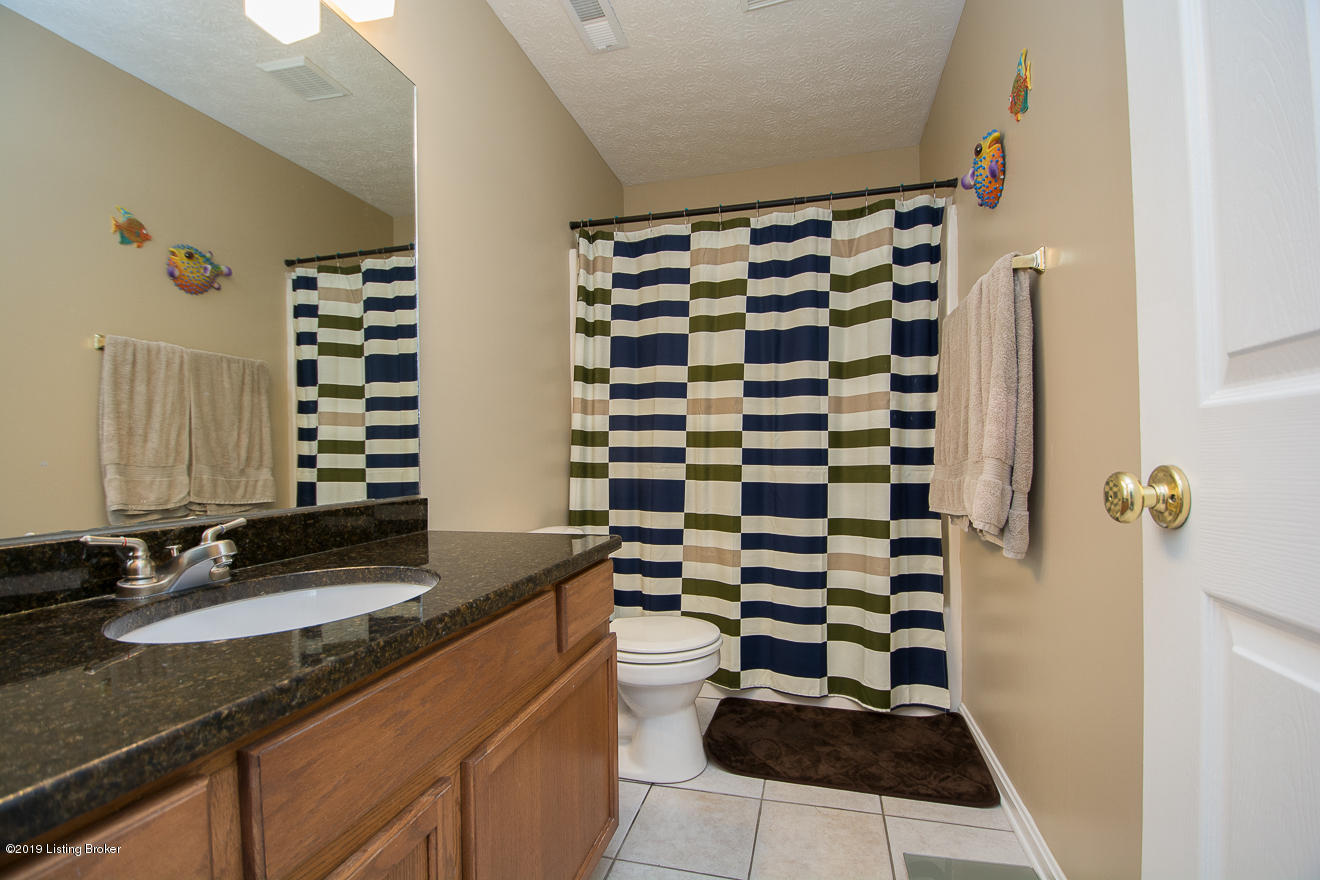 8315 Adams Run Road Louisville, KY 40228 - Photo 27 of 43 AdamsRun -39