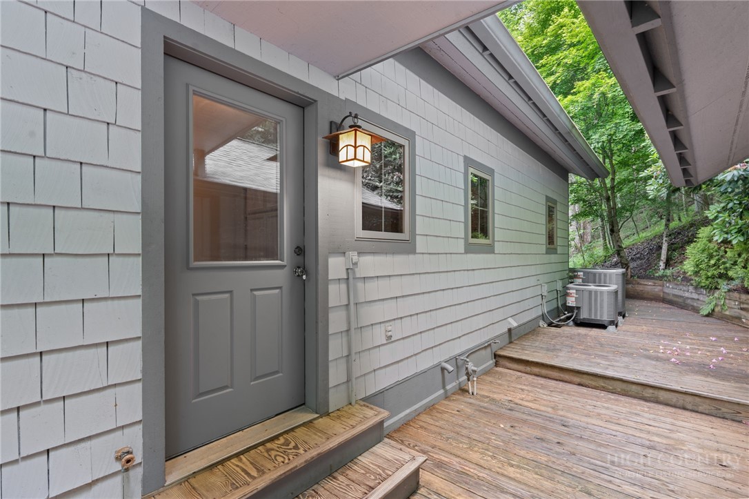 373 The Settlement Boone, NC 28607 - Photo 39 of 45
