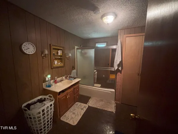 $147,500 | 6002 Mew Road, Castlewood, VA 24224