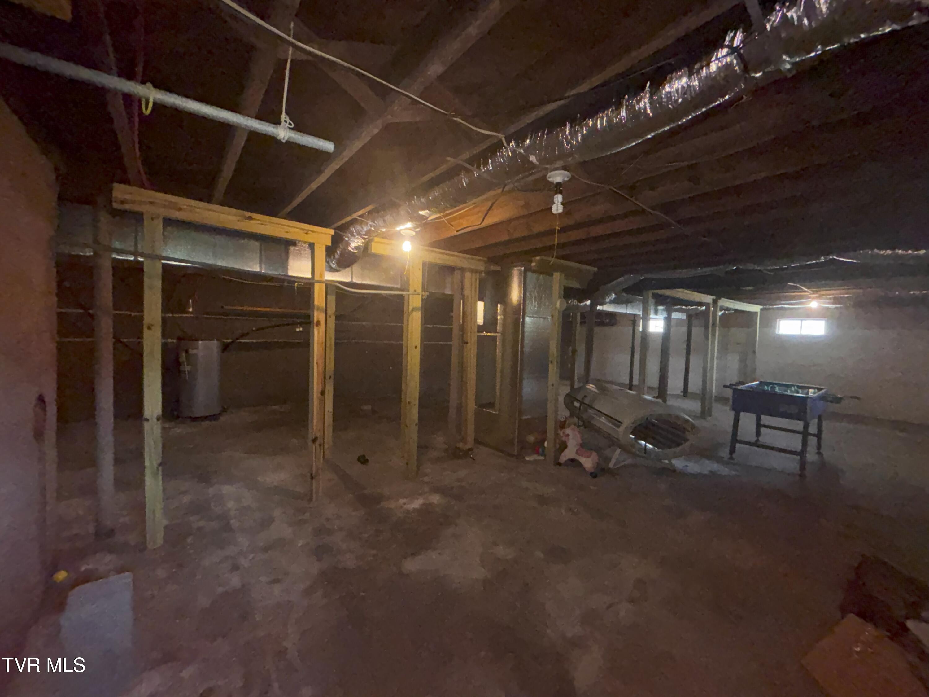 6002 Mew Road Castlewood, VA 24224 - Photo 33 of 35 IMG_4133