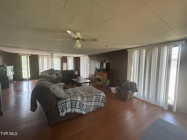 $147,500 | 6002 Mew Road, Castlewood, VA 24224