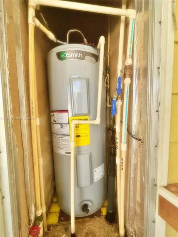 $2,150 | 3930 Country Place, Winter Haven, FL 33880