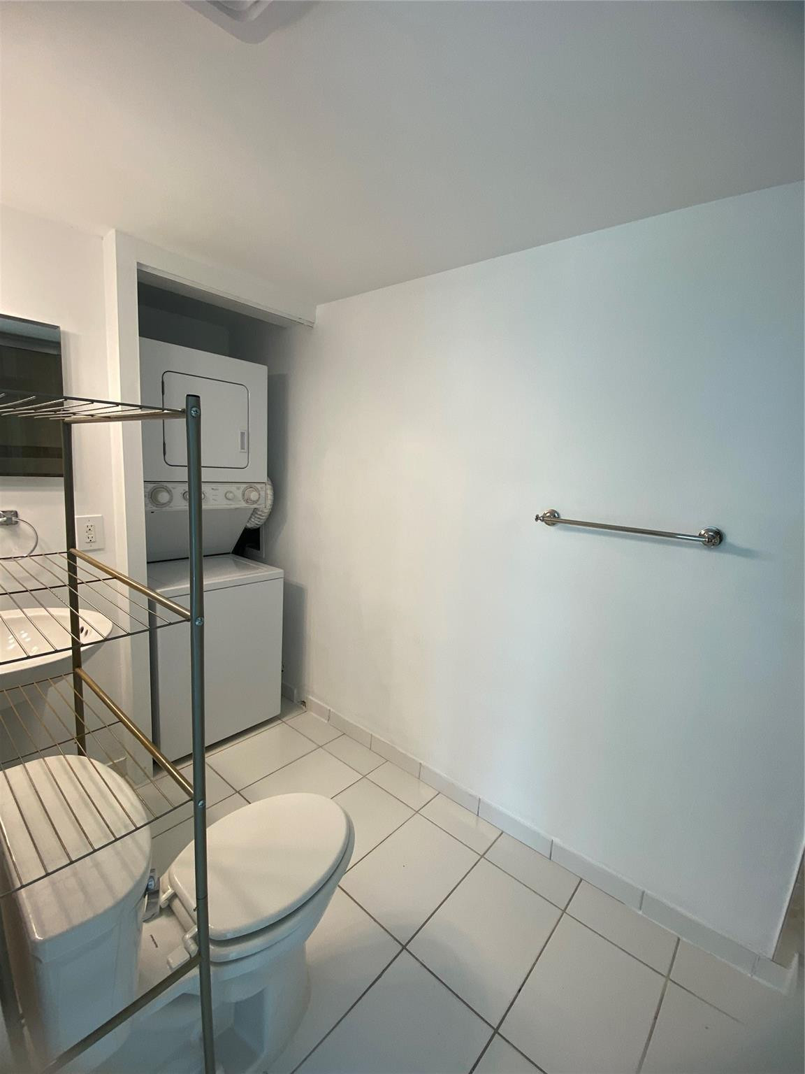 11790 Southwest 18th Street, Unit 106 Miami, FL 33175 - Photo 9 of 23 a bathroom with a sink