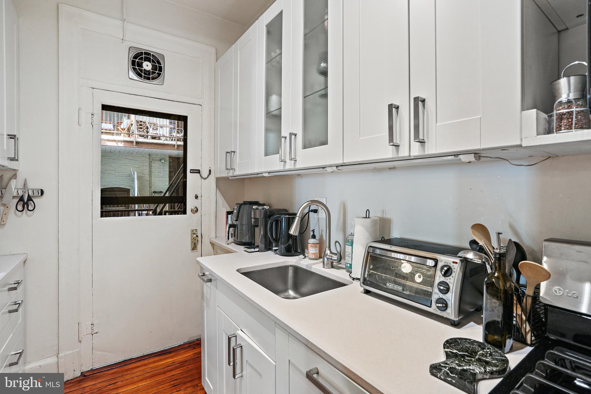 3020 Dent Place Northwest, Unit 20W Washington, DC 20007 - Photo 9 of 26