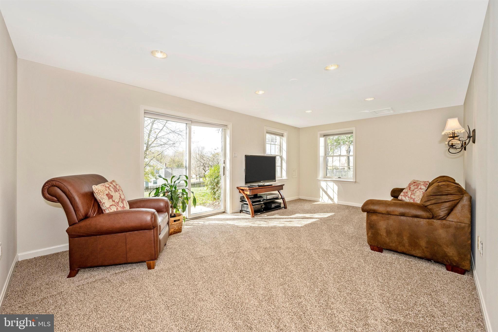 4622 Newington Road Jefferson, MD 21755 - Photo 36 of 55 Gallery Image 36