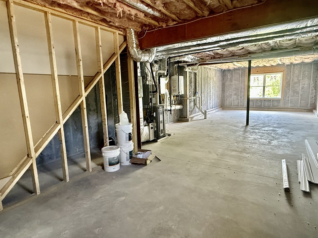 129 Old Westford Road Chelmsford, MA 01824 - Photo 6 of 29