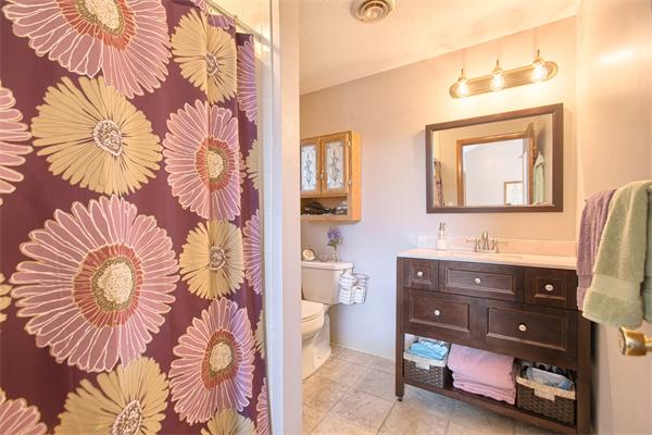 8 Rolfe Road Marlborough, MA 01752 - Photo 14 of 28 Gallery Image 14