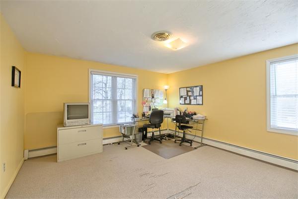 8 Rolfe Road Marlborough, MA 01752 - Photo 17 of 28 Gallery Image 17