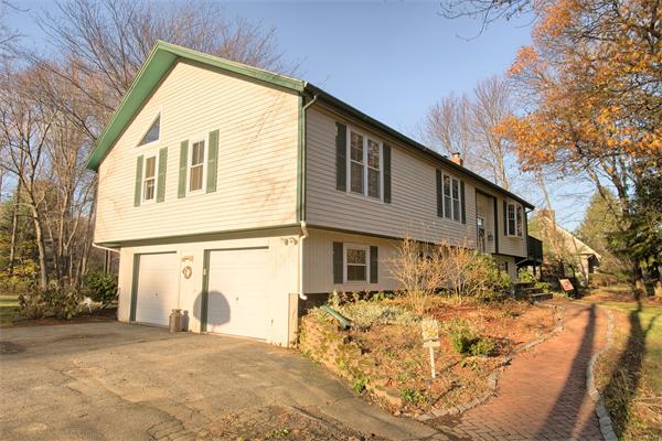 8 Rolfe Road Marlborough, MA 01752 - Photo 22 of 28 Gallery Image 22