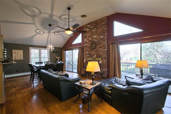 8 Rolfe Road Marlborough, MA 01752 - Photo 3 of 28 Gallery Image 3