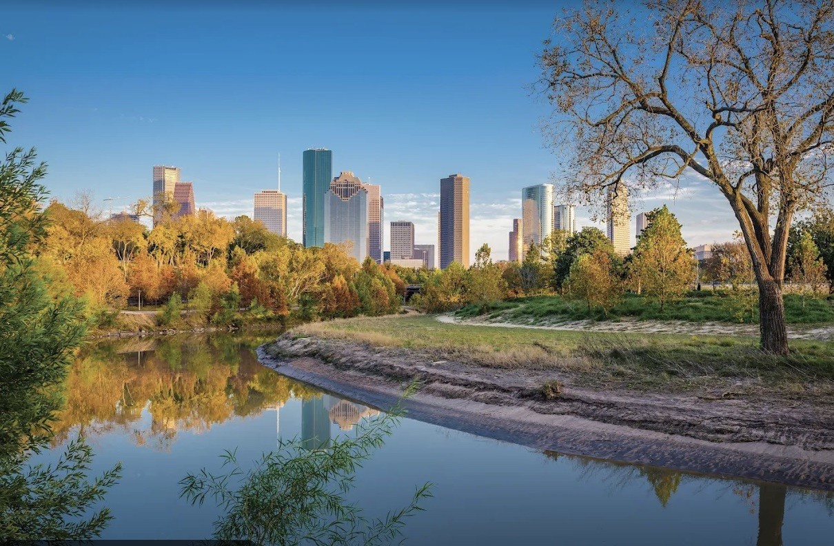 2120 Kipling Street, Unit 304 Houston, TX 77098 - Photo 34 of 37 Enjoy easy access to Buffalo Bayou Park, one of Houston's premier outdoor destinations. Miles of trails, green space, and stunning skyline views make it a favorite spot for recreation and relaxation.