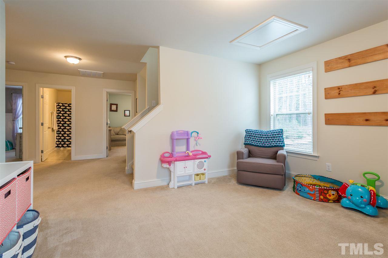 516 Bouree Circle Raleigh, NC 27606 - Photo 16 of 29 Gallery Image 16