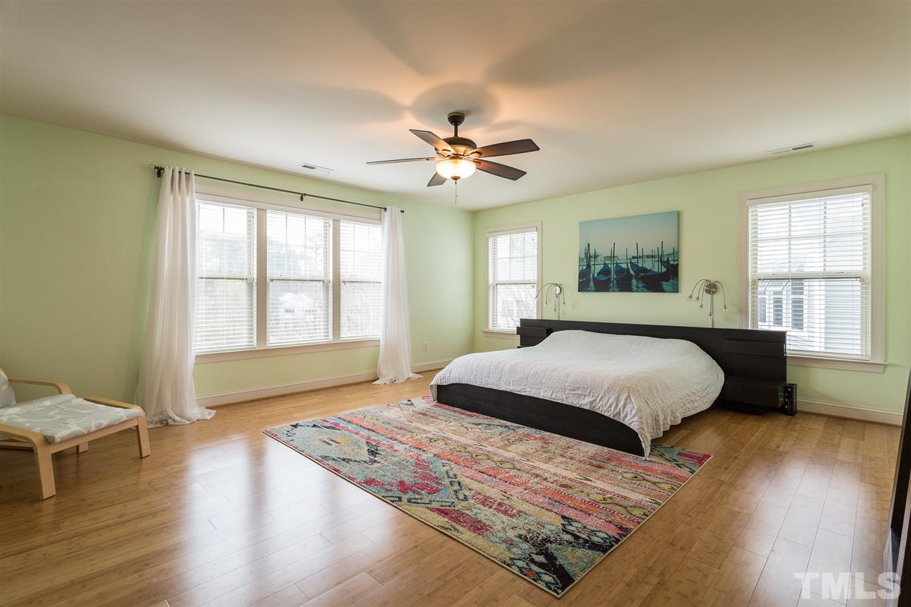 516 Bouree Circle Raleigh, NC 27606 - Photo 17 of 29 Gallery Image 17