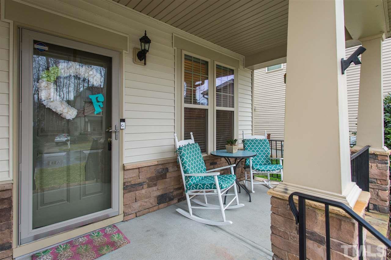 516 Bouree Circle Raleigh, NC 27606 - Photo 3 of 29 Gallery Image 3