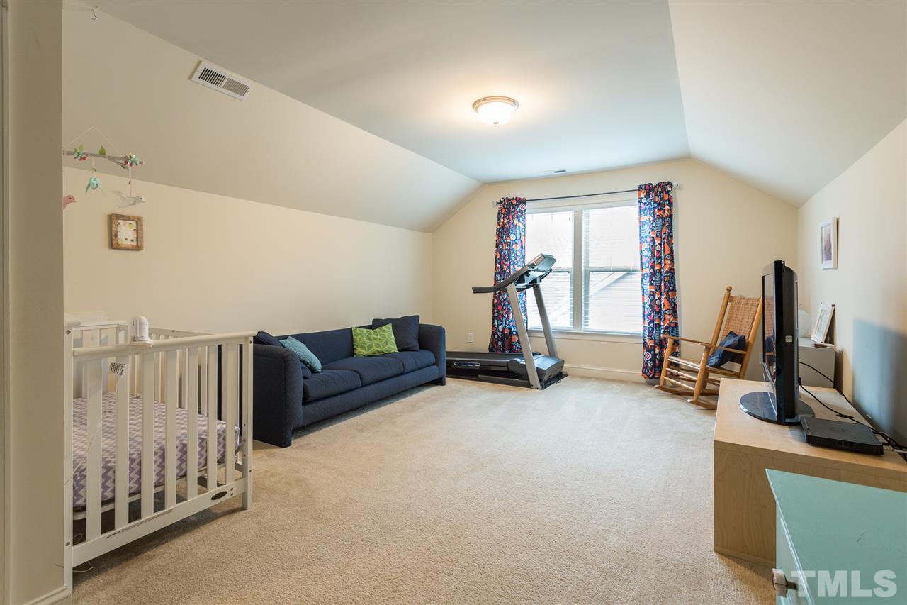516 Bouree Circle Raleigh, NC 27606 - Photo 24 of 29 Gallery Image 24