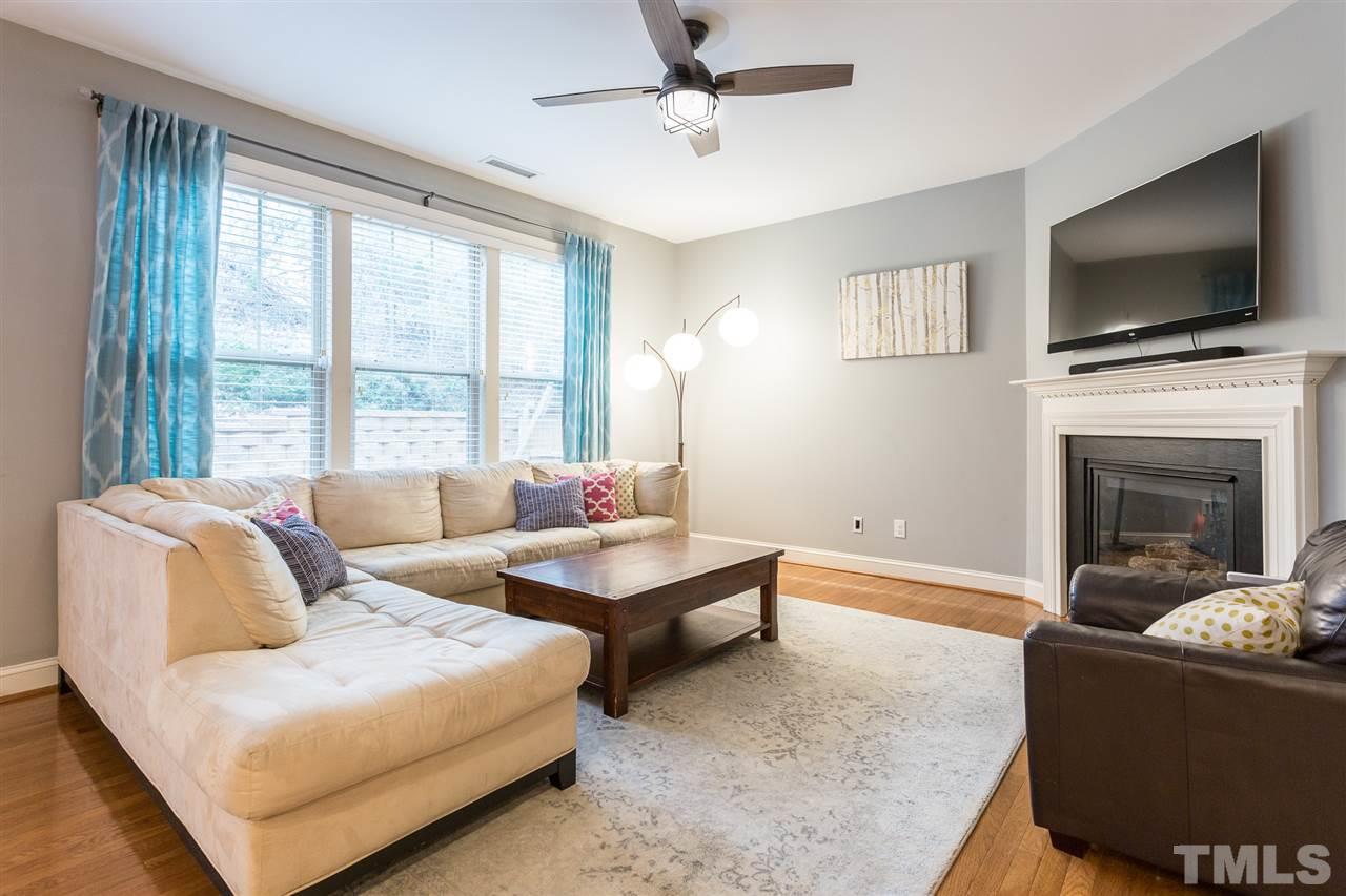 516 Bouree Circle Raleigh, NC 27606 - Photo 6 of 29 Gallery Image 6