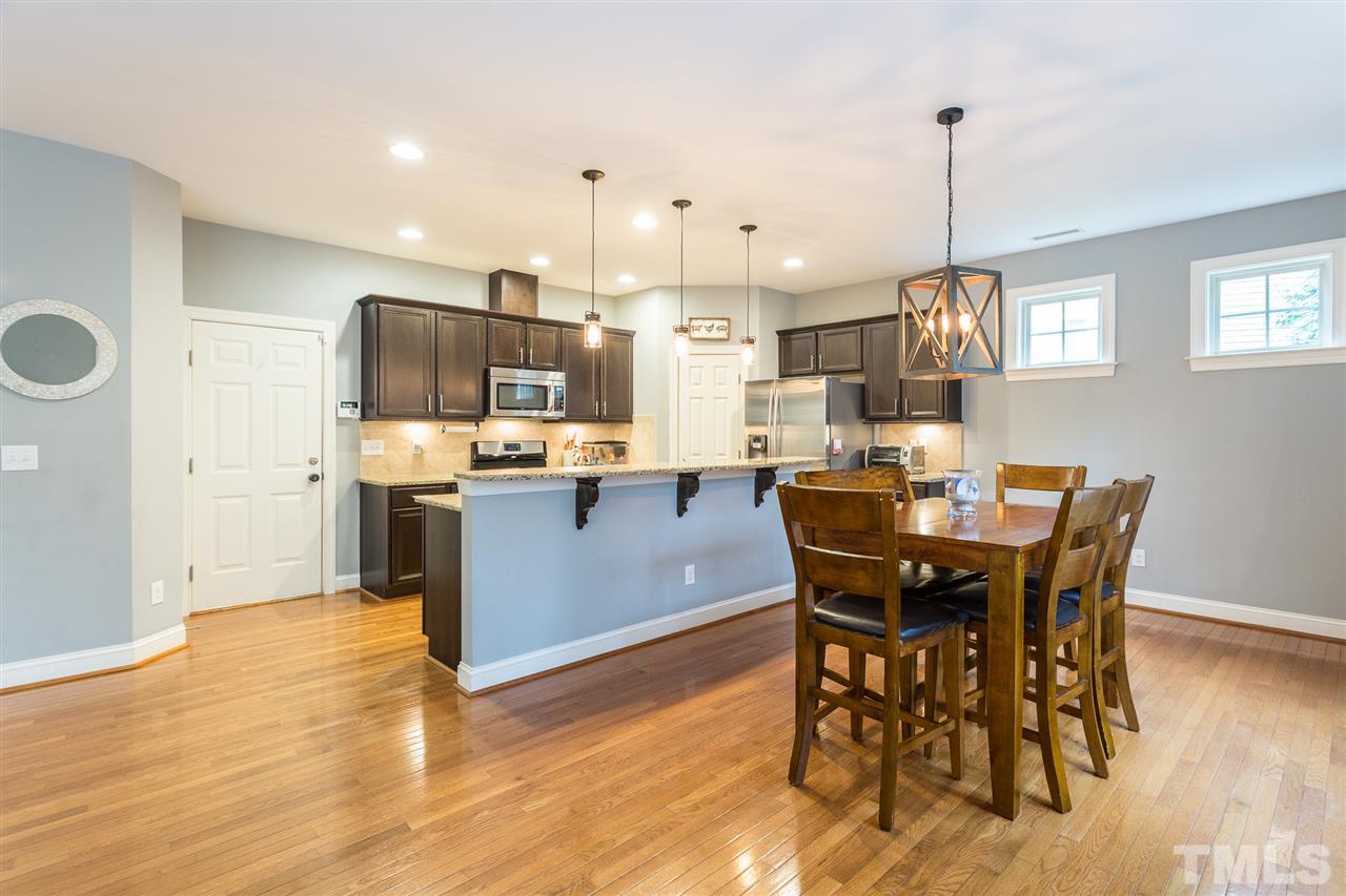 516 Bouree Circle Raleigh, NC 27606 - Photo 10 of 29 Gallery Image 10