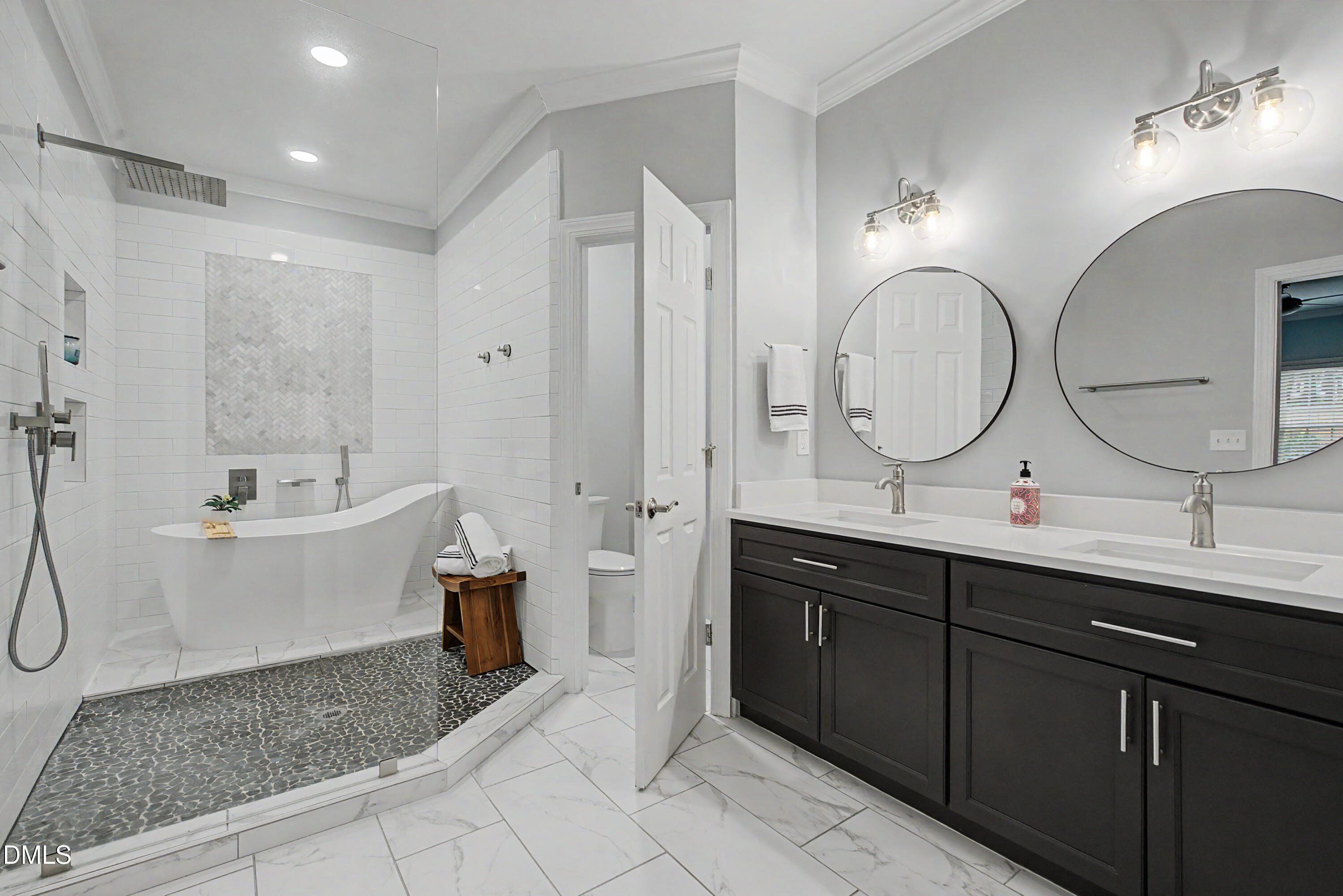5517 North Hawthorne Way Raleigh, NC 27613 - Photo 20 of 84