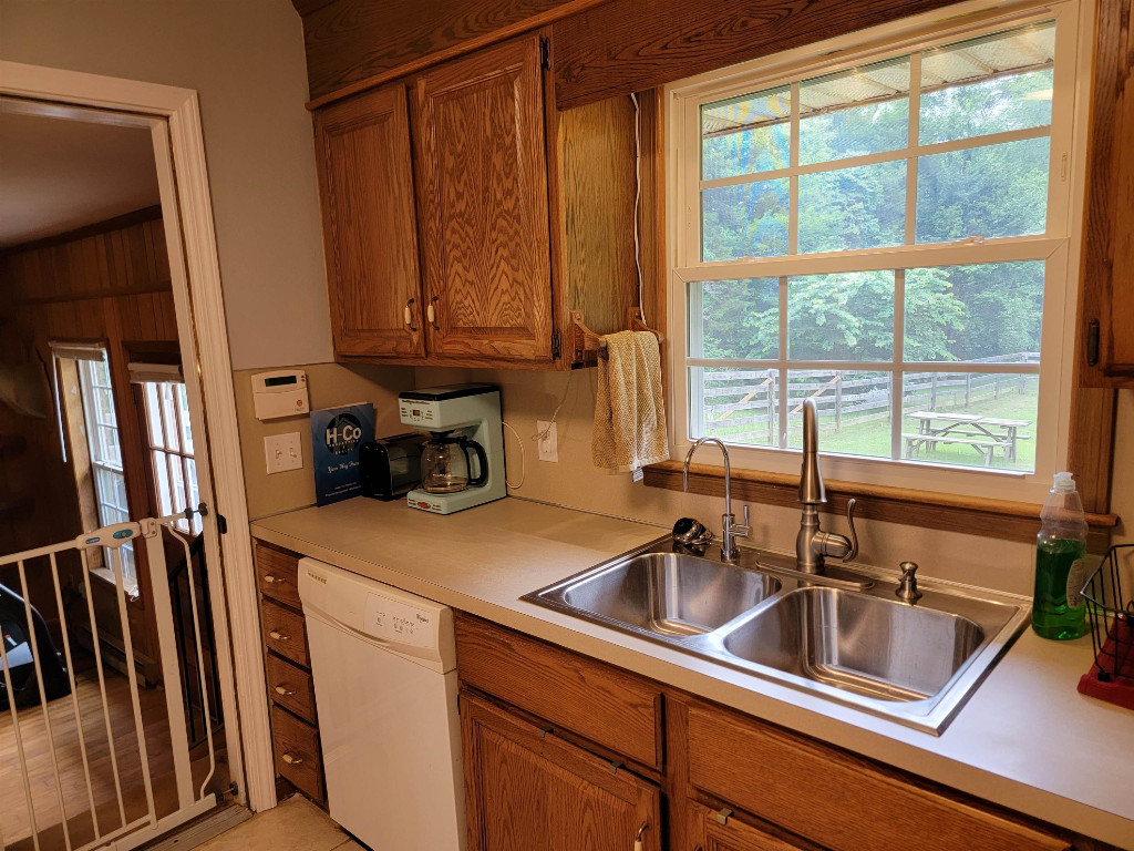 2106 Long Dairy Road Graham, NC 27253 - Photo 8 of 33 Gallery Image 8