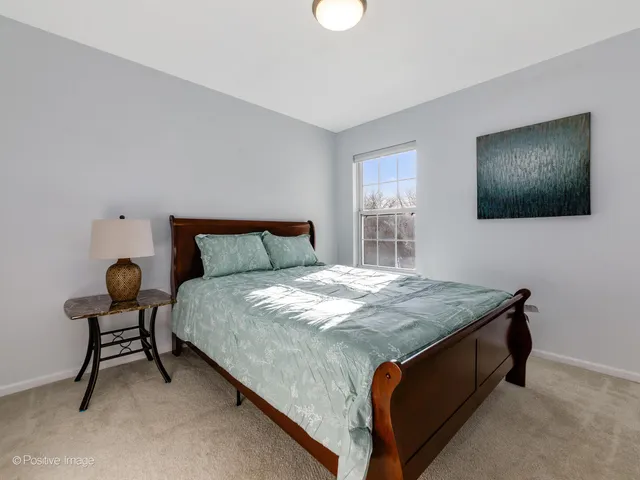 $449,000 | 121 Commons Court, Wheeling, IL 60090