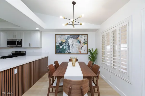 $3,500 | 9762 Silver Dusk Court, Las Vegas, NV 89183