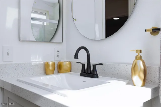 $3,500 | 9762 Silver Dusk Court, Las Vegas, NV 89183