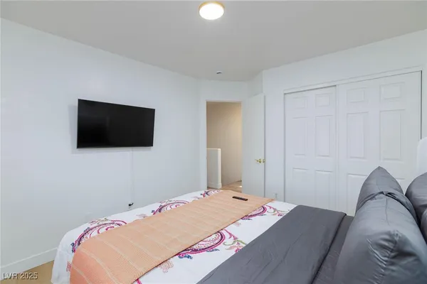 $3,500 | 9762 Silver Dusk Court, Las Vegas, NV 89183