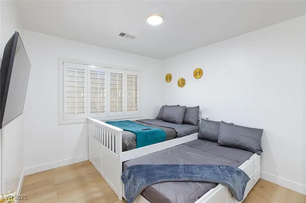 $3,500 | 9762 Silver Dusk Court, Las Vegas, NV 89183