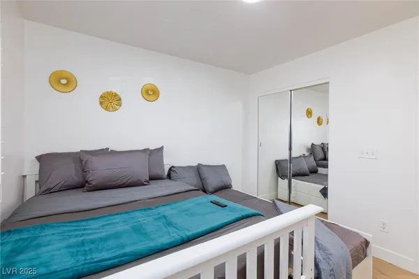 $3,500 | 9762 Silver Dusk Court, Las Vegas, NV 89183