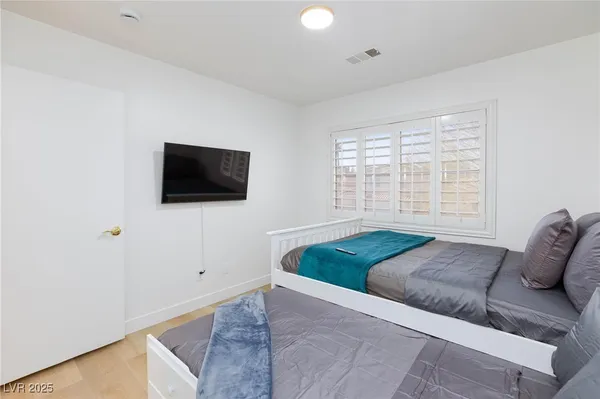 $3,500 | 9762 Silver Dusk Court, Las Vegas, NV 89183