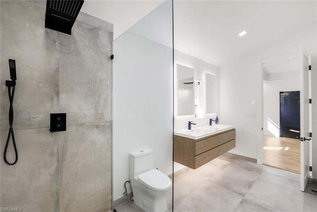 10771 6th Street North Naples, FL 34108 - Photo 16 of 39