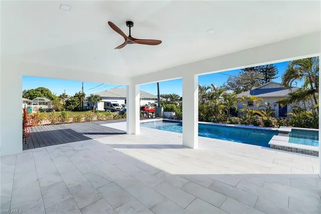 $1,679,000 | 10771 6th Street North, Naples, FL 34108